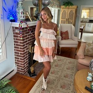 Meet your Posher, Mirella